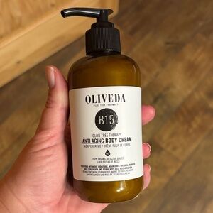 NEW Oliveda Anti Aging Body Cream